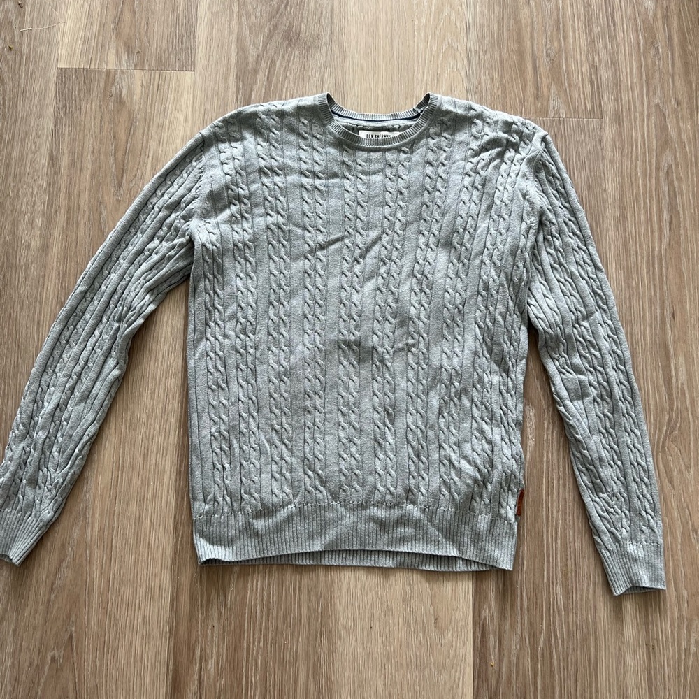 Ben Sherman Cable knit Sweater - Medium